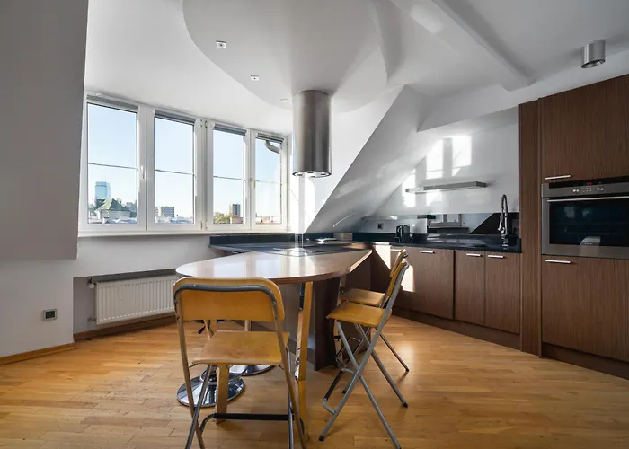 Urban - Great Location - Center - Piwna Apartment