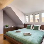 Urban - Great Location - Center - Piwna Warszawa