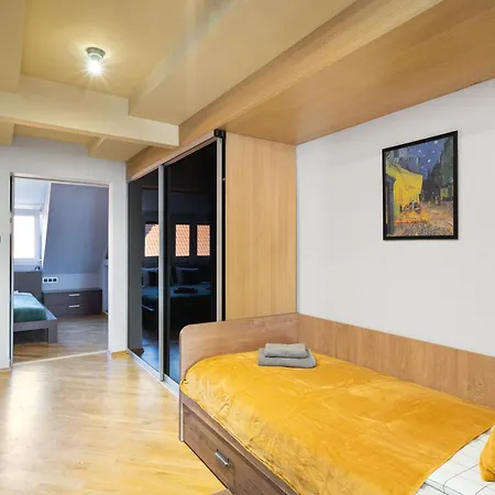 Urban - Great Location - Center - Piwna Varsovie