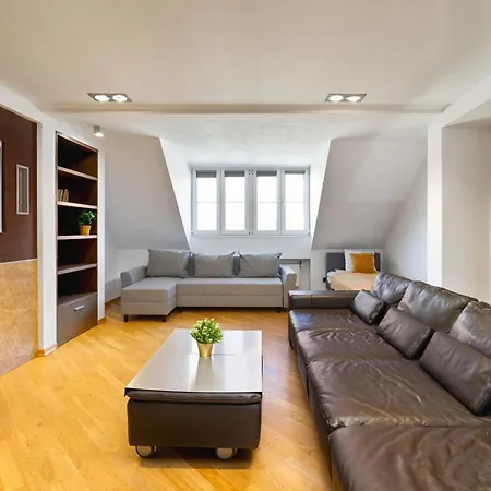 Urban - Great Location - Center - Piwna Daire Varşova